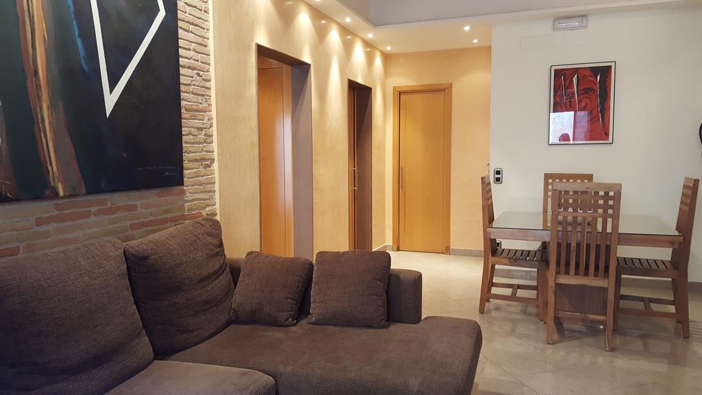 Sleepin Girona Apartment Bagian luar foto